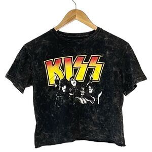 KISS Distressed Graphic Cropped Tee